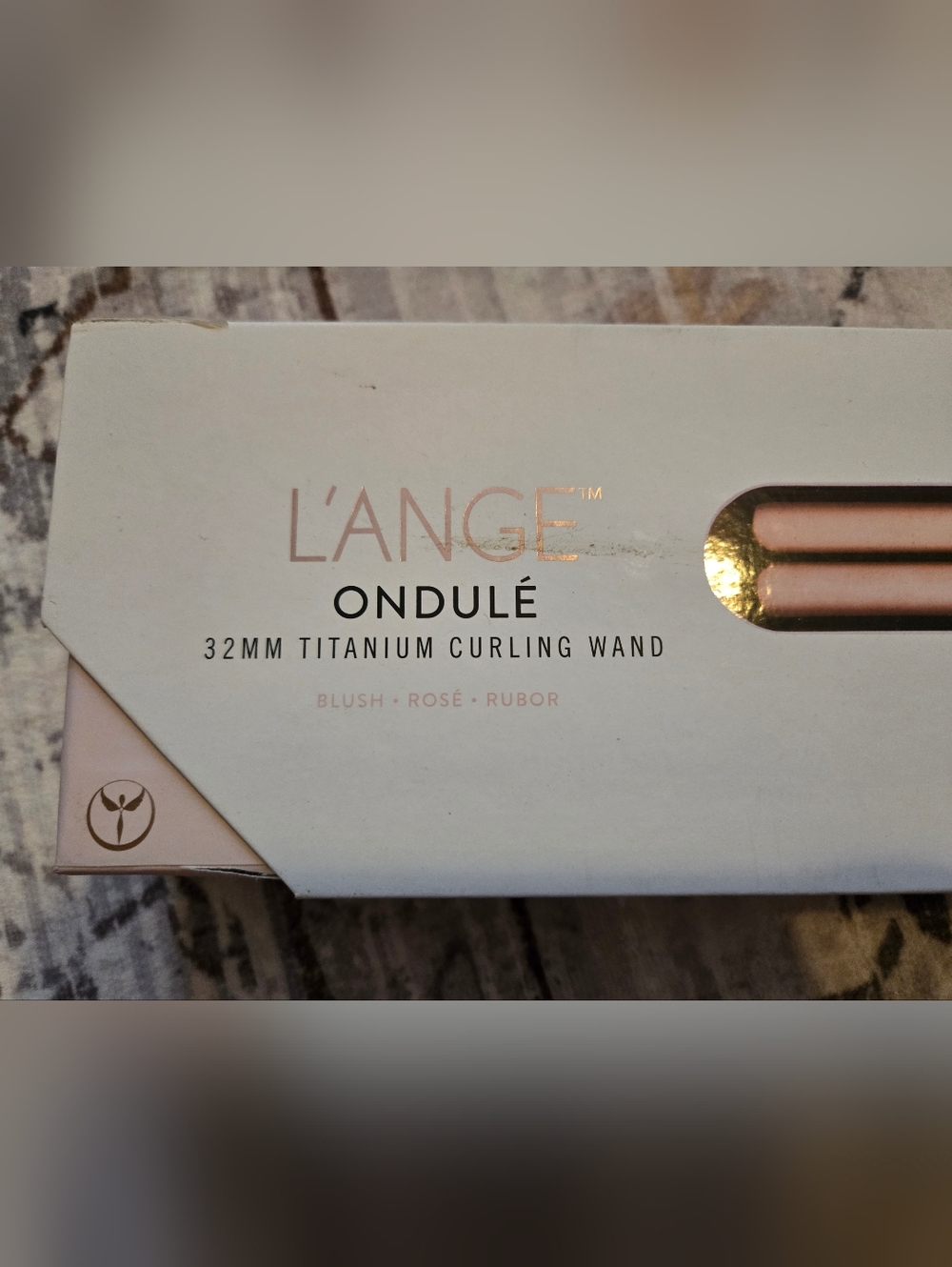 L'ANGE Ondulé 1.25" Titanium Curling Wand - Blush - Picture 2 of 4